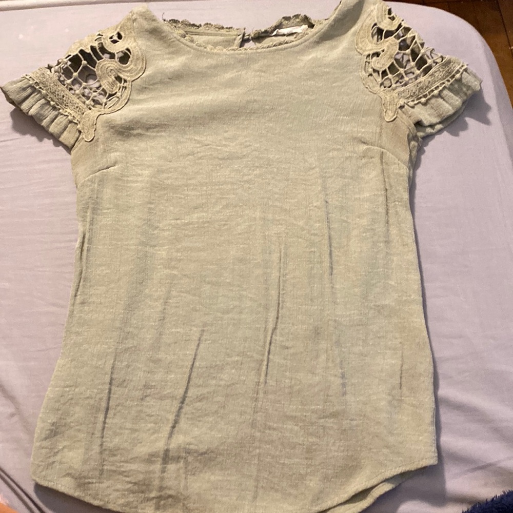 Casual long olive green top- detailed sleeve